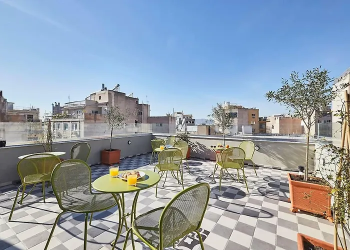 Explore Athens From An Uber-Central Studio!